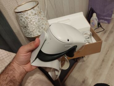 sosial evler qiymeti: Oculus quest 2 meta quest 2 6 ram 128 yaddaş il yarım bundan öncə