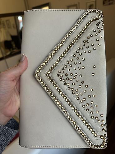 armani tasne: Elegantna ženska pismo torbica ALDO u bež/šampanj nijansi. Dimenzije — 1
