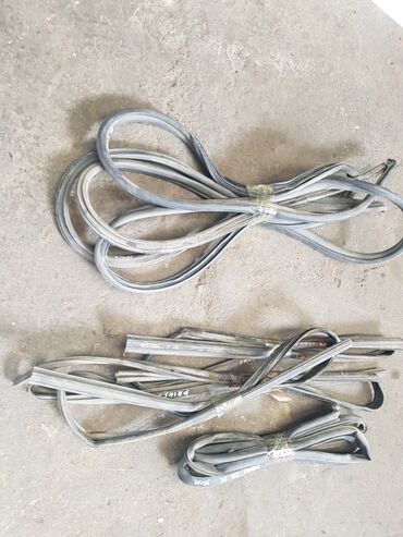 купить дом дешево: Toyota Prius 20, уплотнителная резинка. Тоета приус 20 Приус20