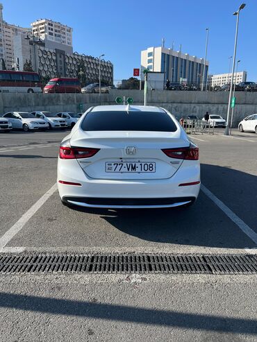 Honda: Honda Insight: 1.5 l | 2020 il Sedan — 3