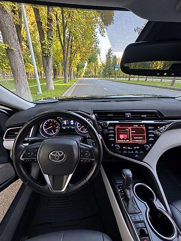 70 200: Toyota Camry: 2019 г., 2.5 л, Автомат, Бензин, Седан — 7