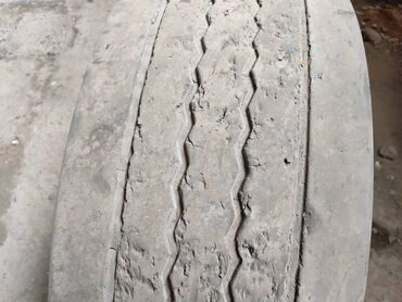 Шины: Продаю грузовые колеса шины б/у Камеры грузовые универсальные — 15