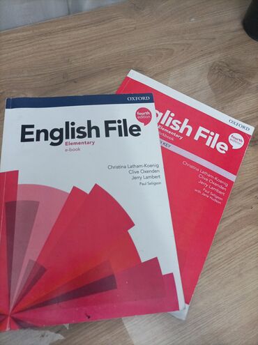 Иностранные языки: Учебник и рабочая тетрадь English File Elementary, четвертое издание