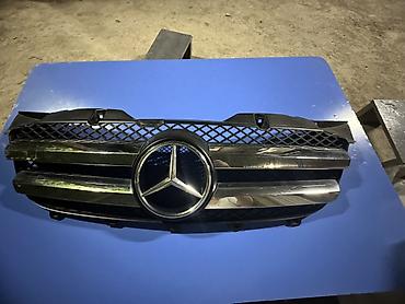 Решётка радиатора для Mercedes-Benz - Тип: передняя центральная