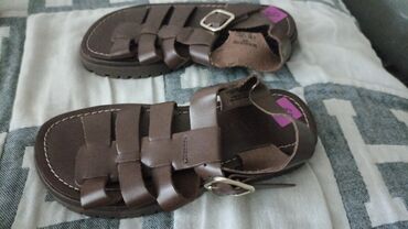 зимняя обувь на мальчика: Коричневый кожа, 31 размер сандали для мальчика Бело-розовый кожа 32
