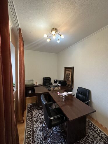 Долгосрочная аренда домов: 275 м², 7 комнат, Утепленный — 7