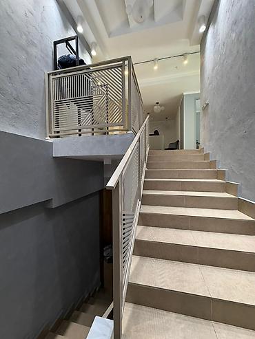 Продажа помещений свободного назначения: 🏢 Продаётся Идеальное коммерческое помещение 412 м2 ЖК Лондон 📍 — 11