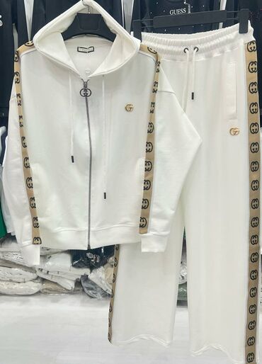 Gornji i donji deo: Original model
s, m, l, xl, 2xl
8500 — 2