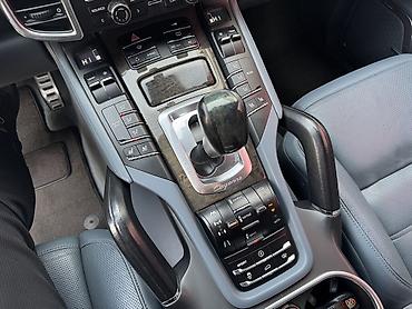 Porsche: Porsche Cayenne Turbo: 2010 г., 4.8 л, Типтроник, Бензин, Внедорожник — 12