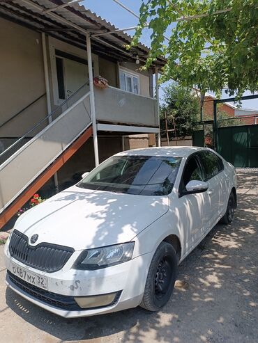 аптечка для машины бишкек: Skoda Octavia: 2015 г., 1.6 л, Механика, Бензин, Седан