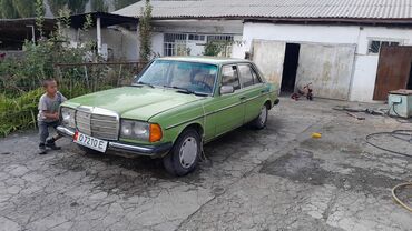 фото мерс: Mercedes-Benz 190: 1981 г., 1.8 л, Механика, Бензин, Седан