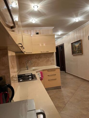 Köhnə tikili: Bakı, 4 otaqlı, Köhnə tikili, m. Həzi Aslanov, 100 kv. m — 14