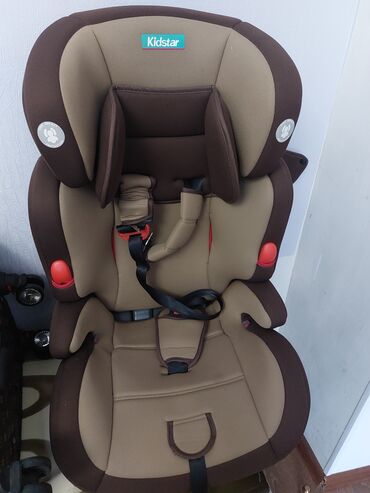 детский кресло для авто: Автокресло, цвет - Коричневый, Б/у