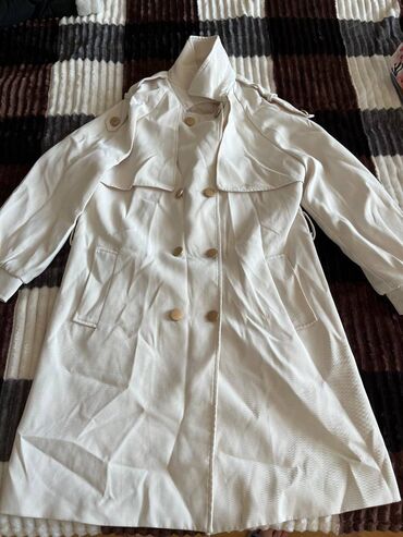 Çəkmələr: Satılır hər biri ucuz qiymətə . Qara kurtka və qara şalvarheç — 10