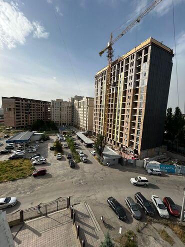 ищу квартиру город каракол долгосрочное дешевле: 3 комнаты, 100 м², С мебелью