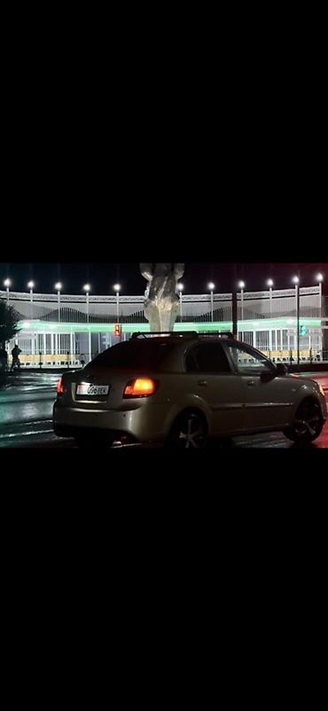 део матиз 1: Kia Rio: 2010 г., 1.4 л, Механика, Бензин, Седан — 3