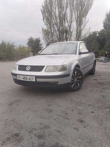 6 дыр: Volkswagen Passat: 1999 г., 1.6 л, Кол менен иштөөчү, Бензин, Седан — 7