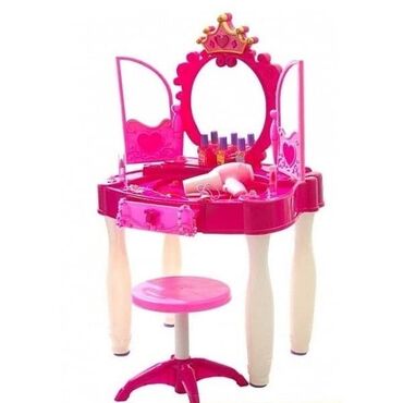 продам игрушки: Продаю детский туалетный столик, в хорошем состоянии
