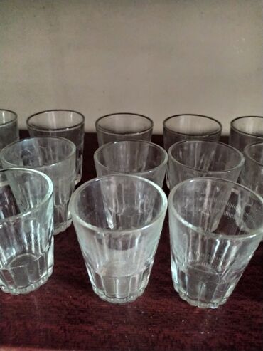 стаканы для кофе: Набор стопок стекло 23 штуки. 
Б/у. Район цума
