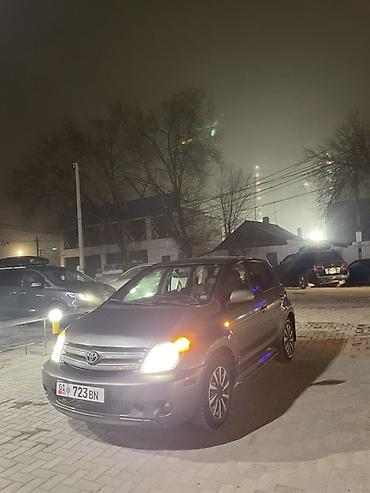 Toyota: Toyota ist: 2004 г., 1.5 л, Механика, Бензин, Хэтчбэк — 3