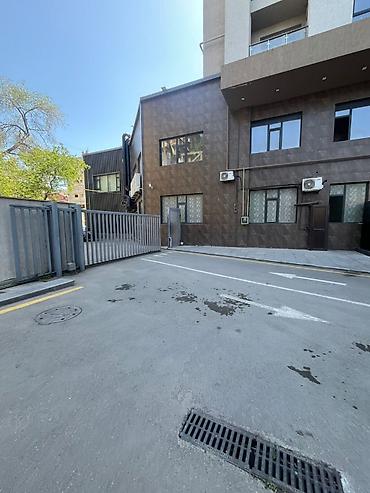 2 otaqlı, Yeni tikili, 100 kv. m — 3