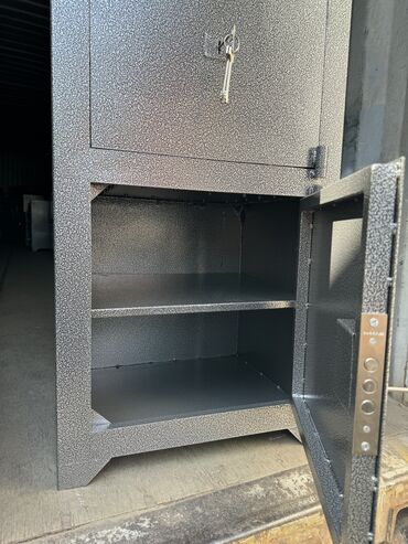 Сейфы для денег и документов: Железный сейф Размер 1300х600х500 Толщина листа 2 мм Полимерная — 6