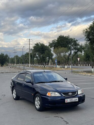 сидения на пассат б4: Toyota Avensis: 2002 г., 1.8 л, Механика, Бензин, Хетчбек