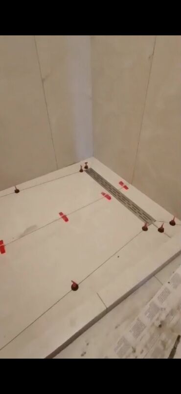 Укладка плитки: Подготовка стен для укладки, Подготовка стен для грунтовки, Резка плитки | Керамическая плитка | Вертикальная укладка, Диагональная укладка, Горизонтальная укладка Больше 6 лет опыта — 16