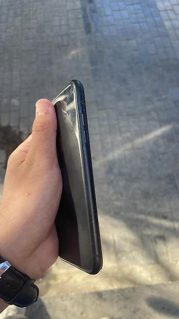 iphone pil: IPhone Xr, 64 GB, Qara, Face ID, Simsiz şarj, Sənədlərlə — 3