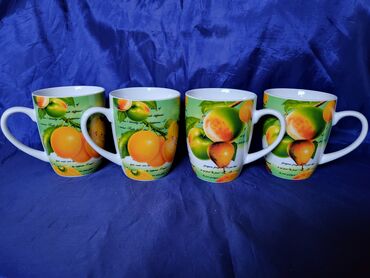 Čaše: Solje nove,vintaz univerzalne,porcelanske. Komada 4 i ceni — 4