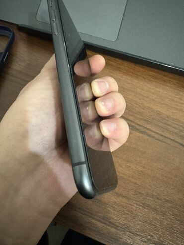 Apple iPhone: IPhone 11, Б/у, Черный — 6