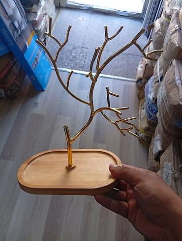 bambu: Zərgərlik və aksesuar üçün ağac formalı təşkilatçı - Material: bambuk — 2