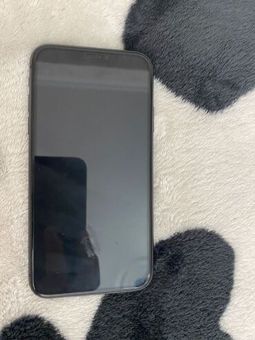 Apple iPhone: IPhone 11, 64 GB, Jet Black, Face ID