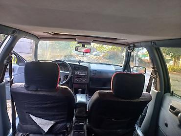 pass: Volkswagen Passat Variant: 1990 г., 1.8 л, Механика, Бензин, Универсал — 6