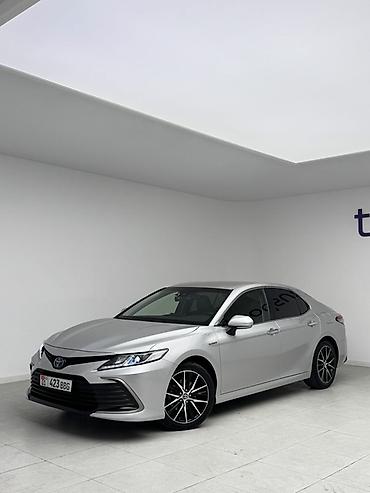 2022: Toyota Camry: 2022 г., 2.5 л, Автомат, Гибрид, Седан — 1
