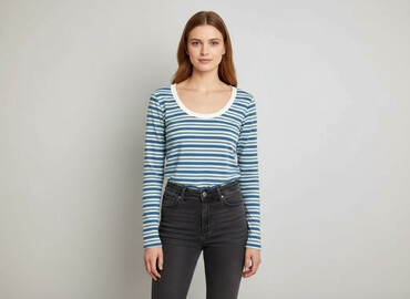 t shirty damskie plus size: Жіноча блуза, розмір M