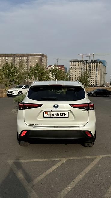 Toyota: Toyota Highlander: 2022 г., 2.5 л, Вариатор, Гибрид, Кроссовер — 4