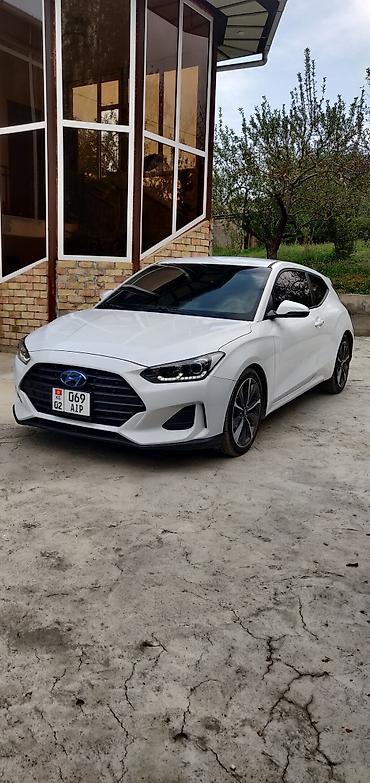 crv 2: Hyundai Veloster: 2020 г., 1.4 л, Автомат, Бензин, Хэтчбэк — 3