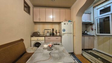 Köhnə tikili: Bakı, Yeni Günəşli Massiv V, 3 otaqlı, Köhnə tikili, 60 kv. m -da lalafo.az — 10 Köhnə tikili: Bakı, Yeni Günəşli Massiv V, 3 otaqlı, Köhnə tikili, 60 kv. m — 10