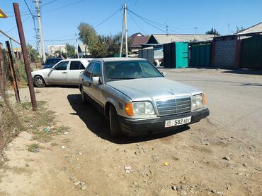 трактор токмок: Mercedes-Benz E-Class: 1994 г., 2.5 л, Механика, Дизель, Седан
