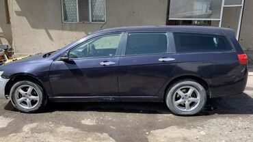 аренда honda fit: Honda Accord: 2004 г., 2 л, Механика, Бензин, Универсал