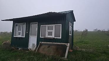 Konteynerlər: Metal karkaslı daşınabilən konteyner-ev/boks - Korpus: tünd yaşıl — 1