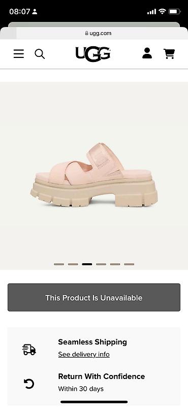 Босоножки, сандалии, шлепанцы: Чёрные кожаные сандалии UGG с толстой подошвой. Новые. 38 размер — 6