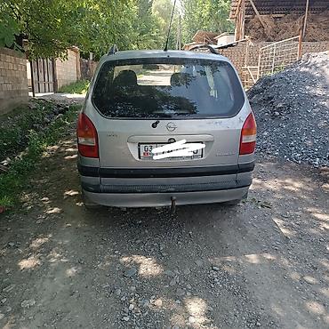 Унаа: Opel Zafira: 2001 г., 1.8 л, Кол менен иштөөчү, Бензин, Вэн/Минивэн — 4