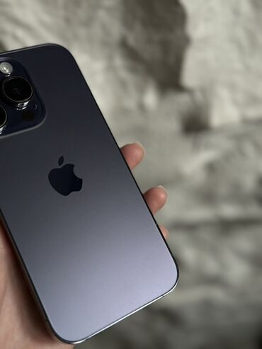 айфоны бесплатно: IPhone 14 Pro, Deep Purple, Кабель