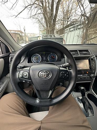 Toyota: Toyota Camry: 2016 г., 2.5 л, Вариатор, Гибрид, Седан — 16
