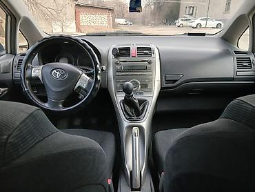 Toyota: Toyota Auris: 2008 г., 2 л, Механика, Дизель, Хэтчбэк — 5