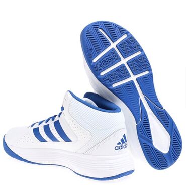 баскетбольные ботасы: Adidas 100% оригинал баскетбольная обувь