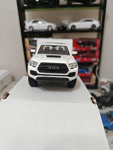 İncəsənət və kolleksiyalar: Maisto Special Edition kolleksiyası – 1:27 miqyaslı 2023 Toyota Tacoma — 4