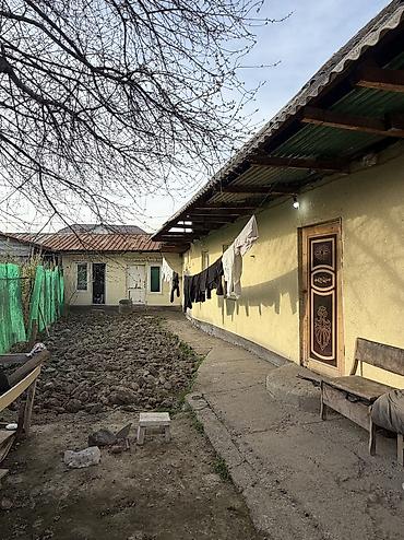 полукровка: Срочно продается пол дома под бизнес 3.7сотки фактически 4. в районе — 10